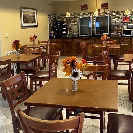 Best Western Plus Hannaford Inn & Suites Kenwood Exteriör bild