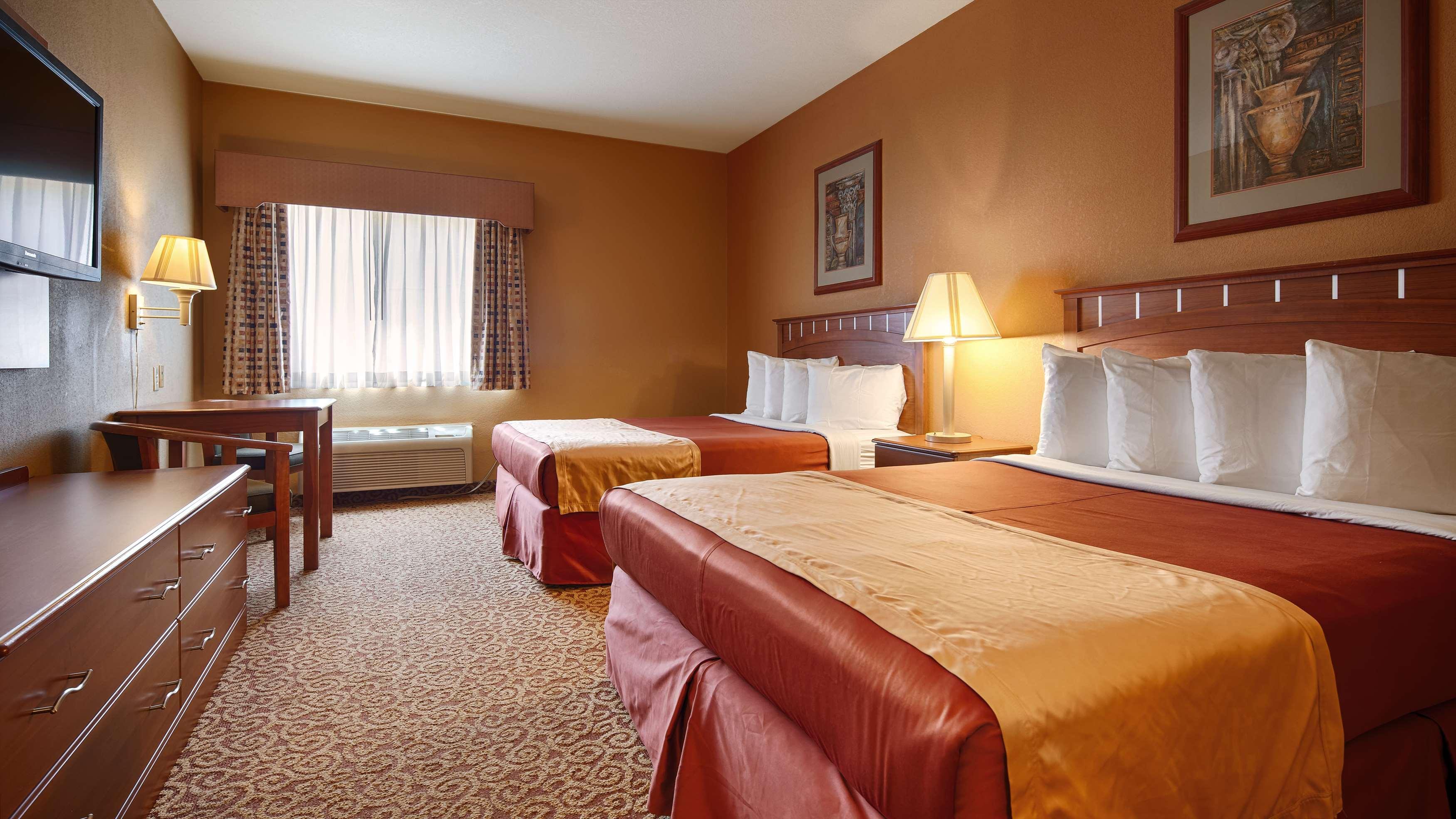 Best Western Plus Hannaford Inn & Suites Kenwood Exteriör bild