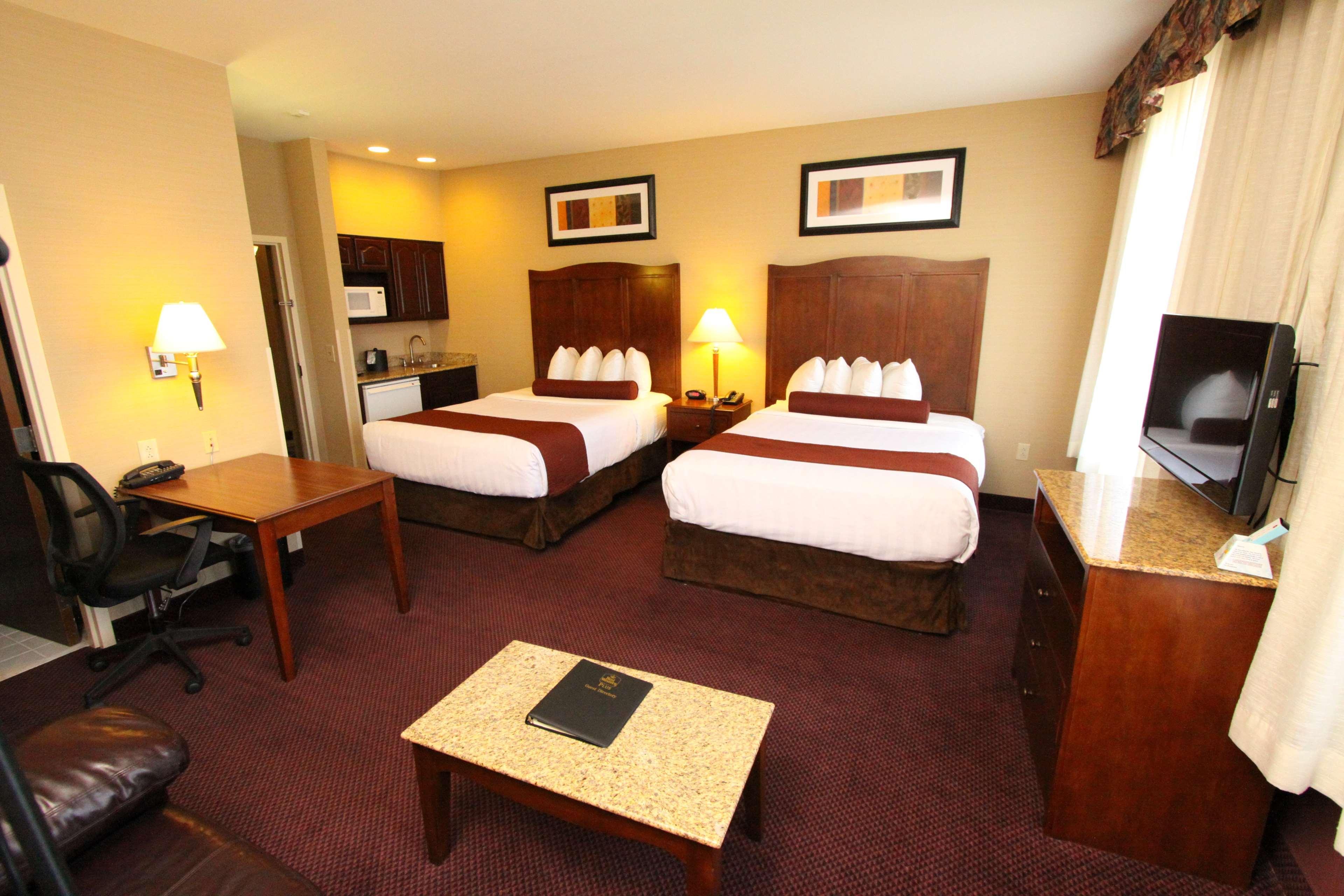 Best Western Plus Hannaford Inn & Suites Kenwood Exteriör bild