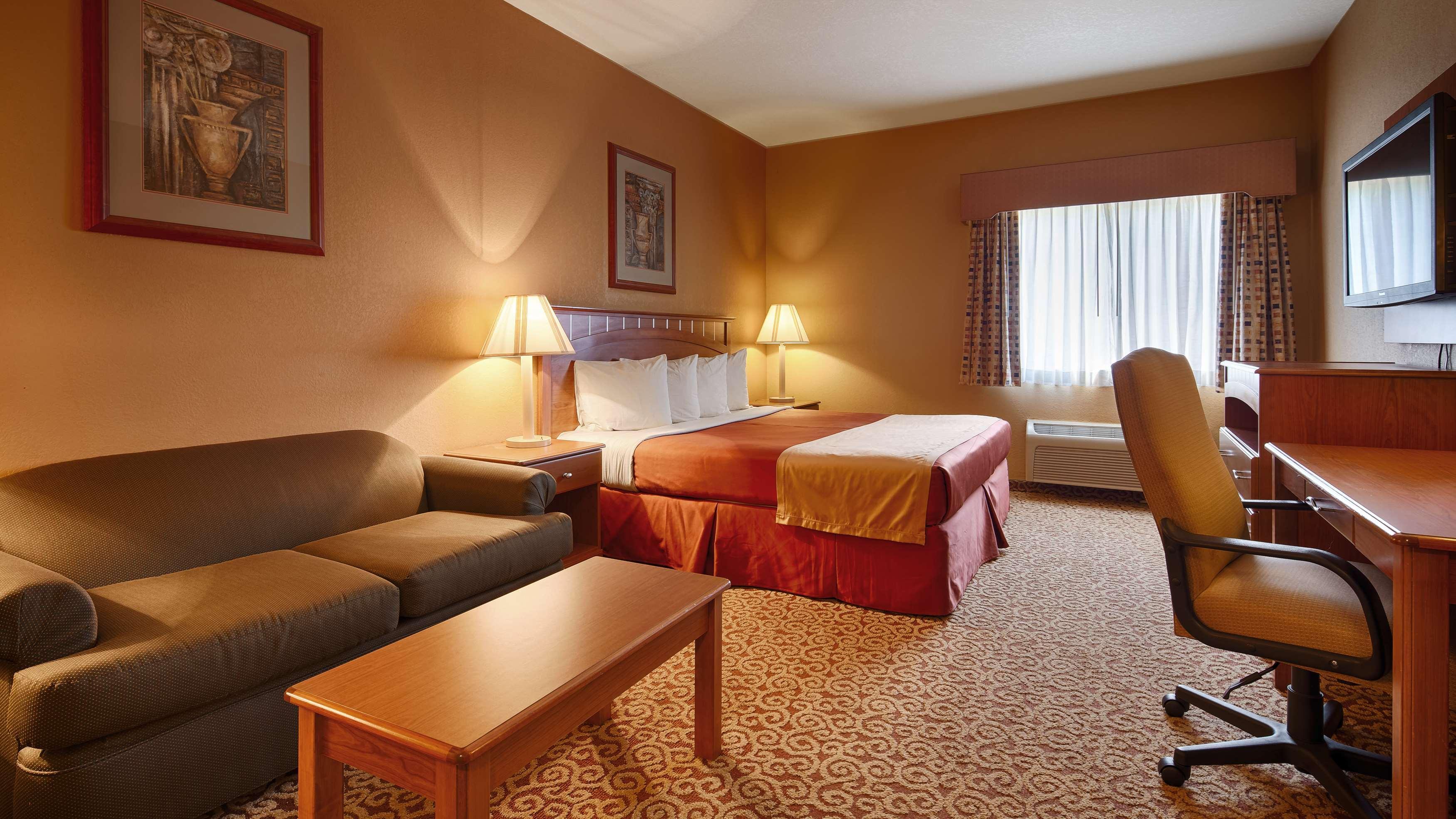 Best Western Plus Hannaford Inn & Suites Kenwood Exteriör bild