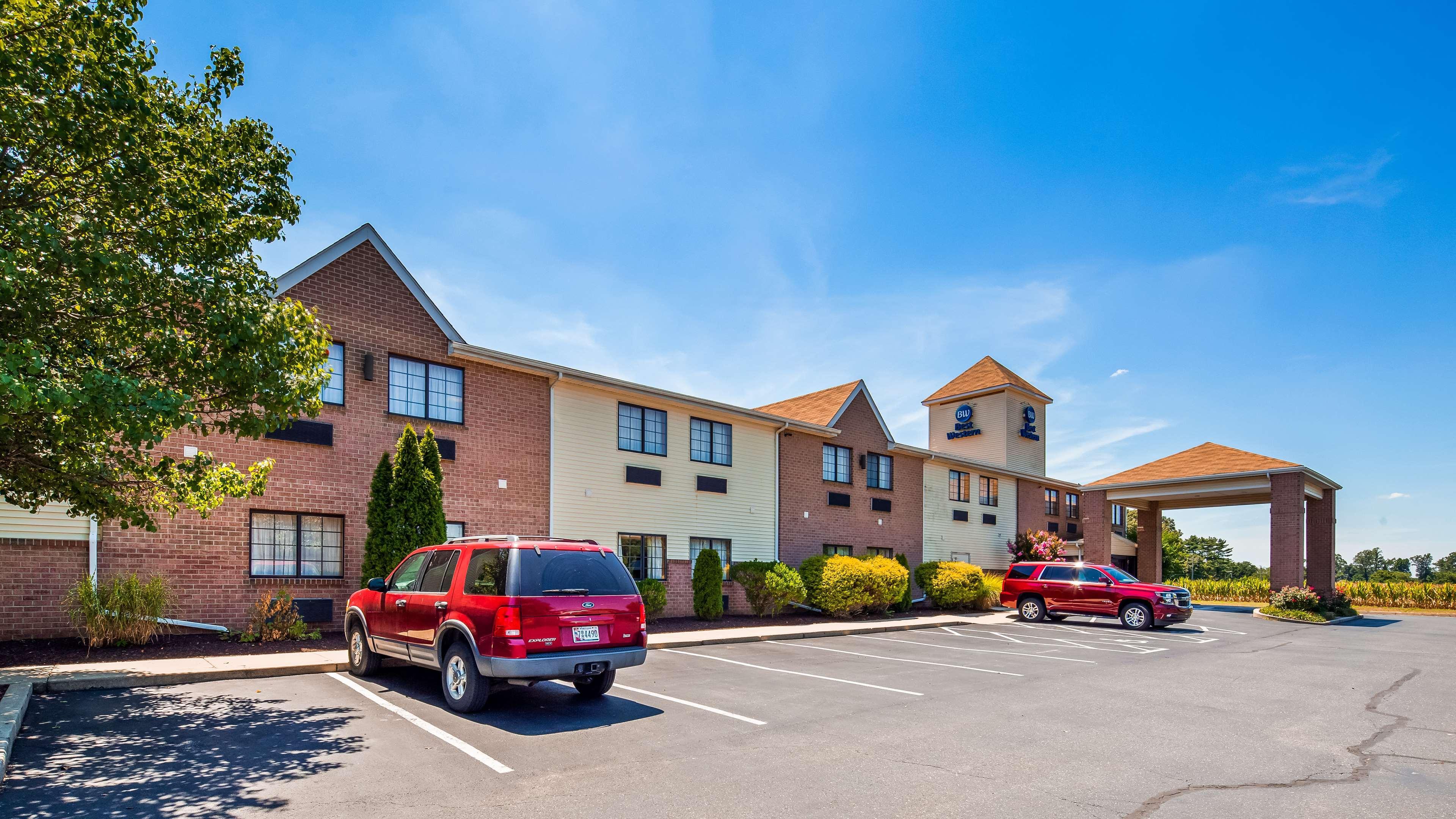 Best Western Plus Hannaford Inn & Suites Kenwood Exteriör bild